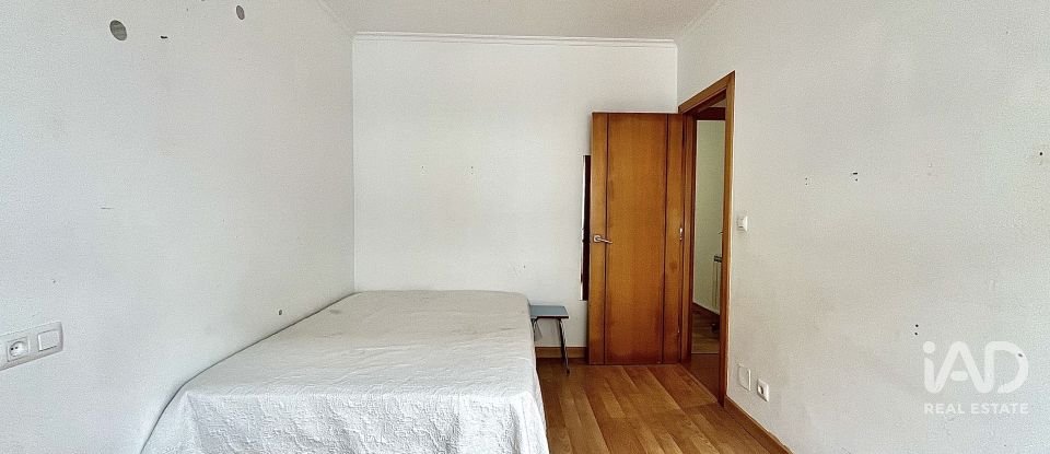 Piso 4 habitaciones de 90 m² en Fene (15500)