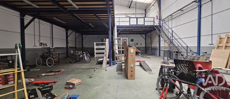 Tienda / local comercial de 451 m² en Poligono Industrial Juncaril (18210)