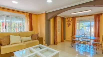 Cottage 6 bedrooms of 200 m² in Balsares (03195)