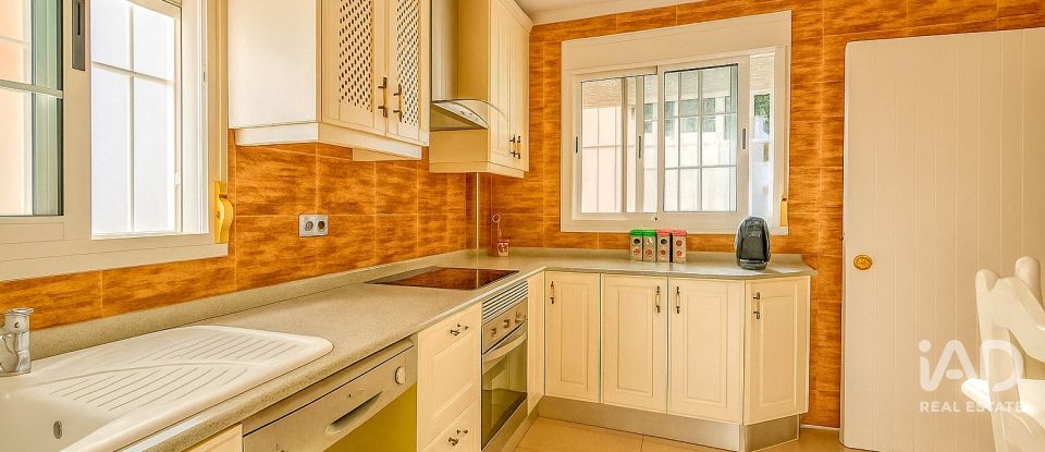 Casa de muntanya 6 habitacions de 200 m² a Balsares (03195)