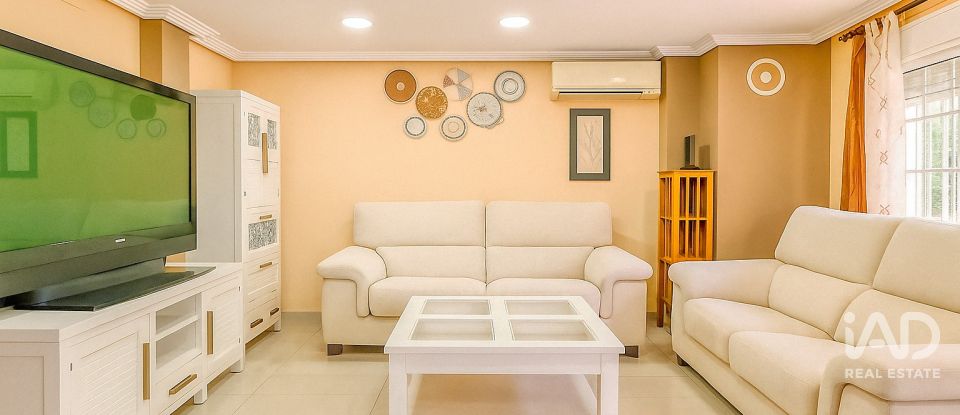 Casa de muntanya 6 habitacions de 200 m² a Balsares (03195)