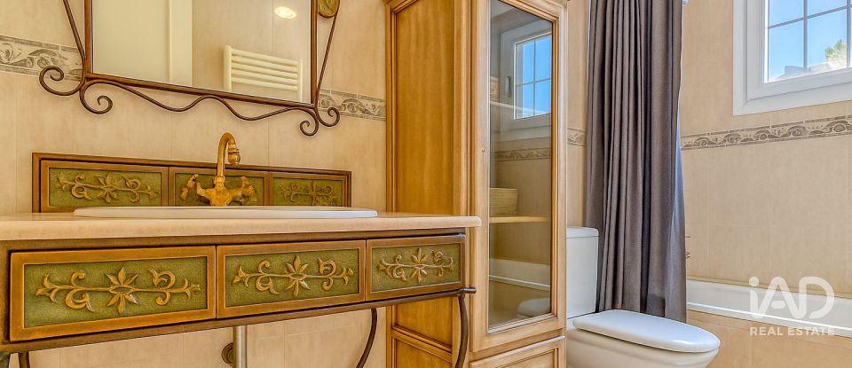 Casa de muntanya 6 habitacions de 200 m² a Balsares (03195)