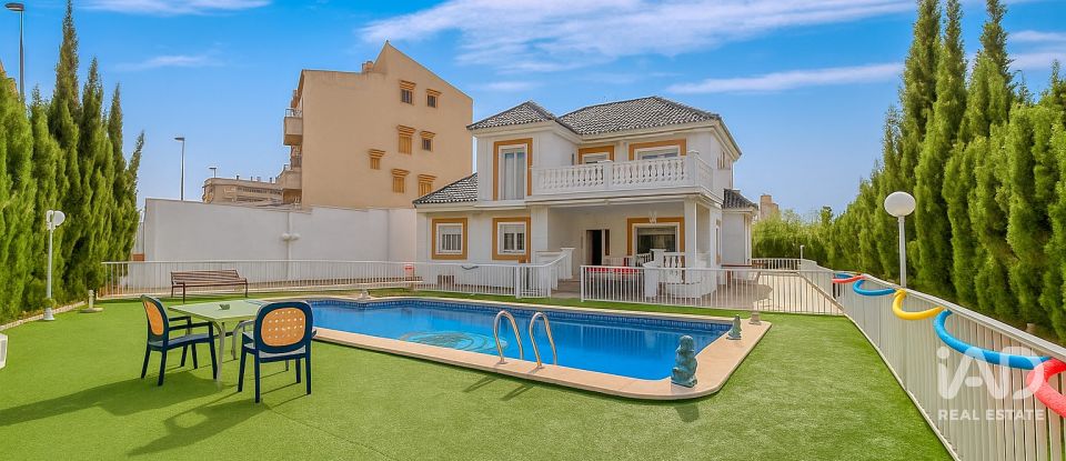 Casa de muntanya 6 habitacions de 200 m² a Balsares (03195)