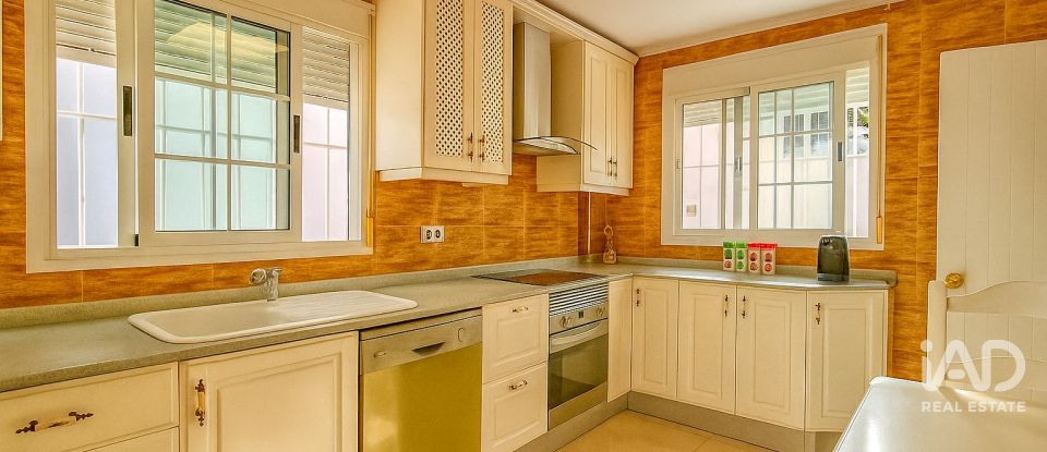 Casa de muntanya 6 habitacions de 200 m² a Balsares (03195)