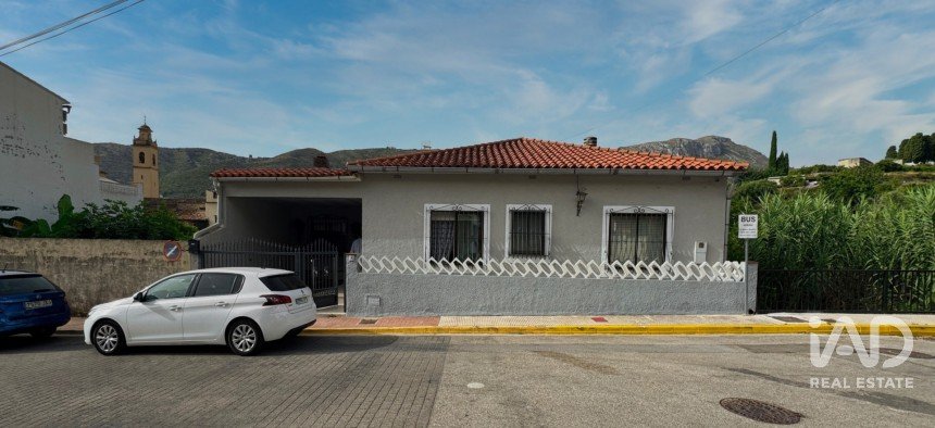 House 5 bedrooms of 322 m² in Adsubia (03786)