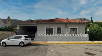 House 5 bedrooms of 322 m² in Adsubia (03786)