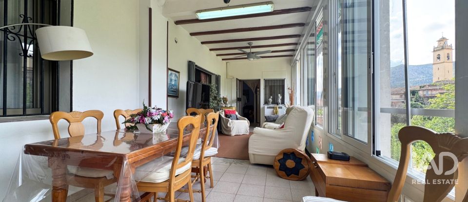 House 5 bedrooms of 322 m² in Adsubia (03786)