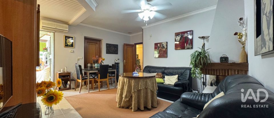 House 5 bedrooms of 322 m² in Adsubia (03786)