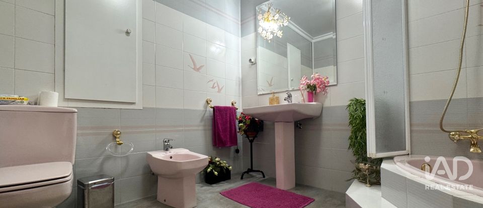 House 5 bedrooms of 322 m² in Adsubia (03786)