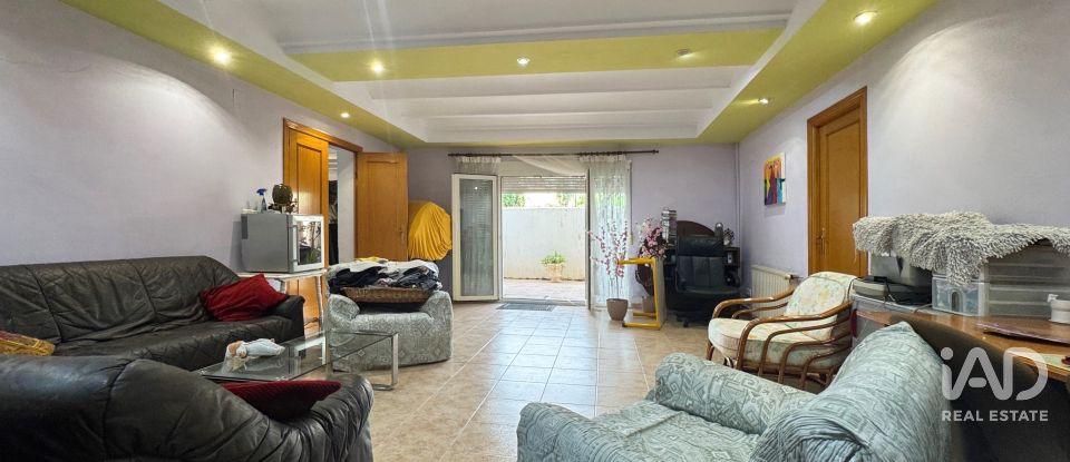 House 5 bedrooms of 322 m² in Adsubia (03786)