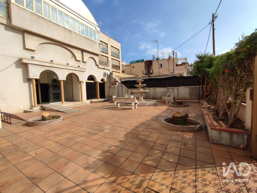 Boutique/Local commercial de 200 m² à Segur de Calafell (43882)