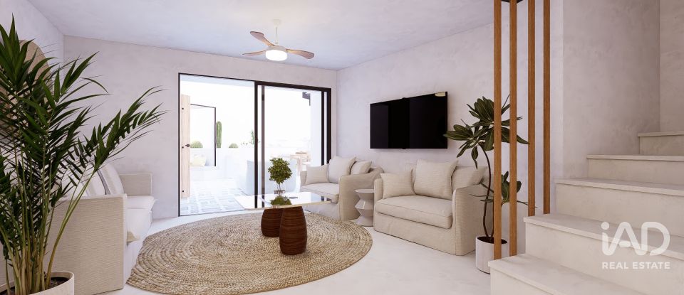 Casa de pueblo 3 habitaciones de 193 m² en Pego (03780)