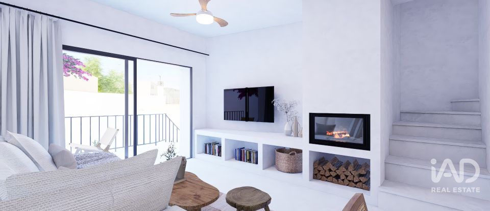 Casa de pueblo 3 habitaciones de 193 m² en Pego (03780)