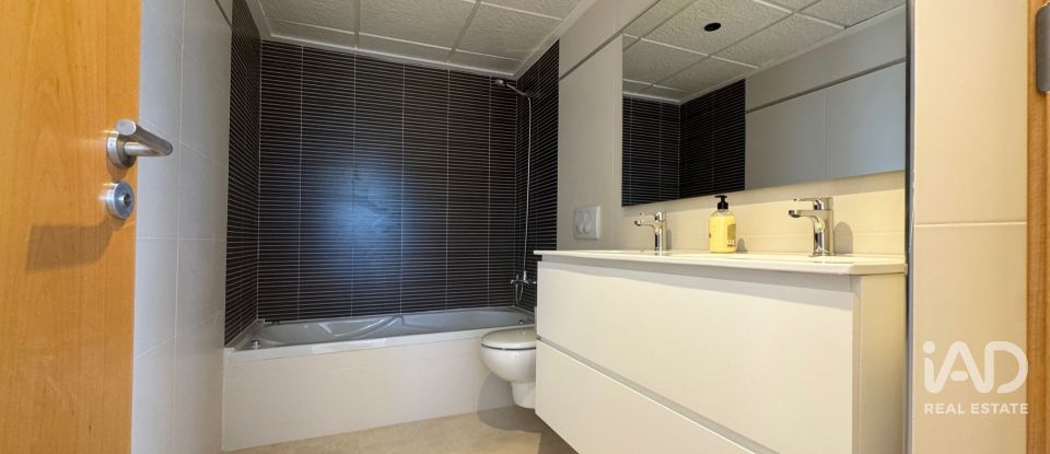 Piso 2 habitaciones de 100 m² en Pego (03780)