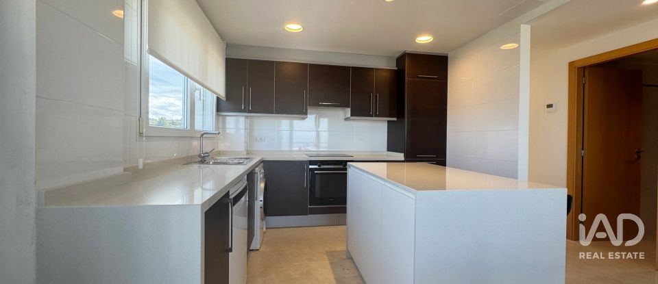 Piso 2 habitaciones de 100 m² en Pego (03780)