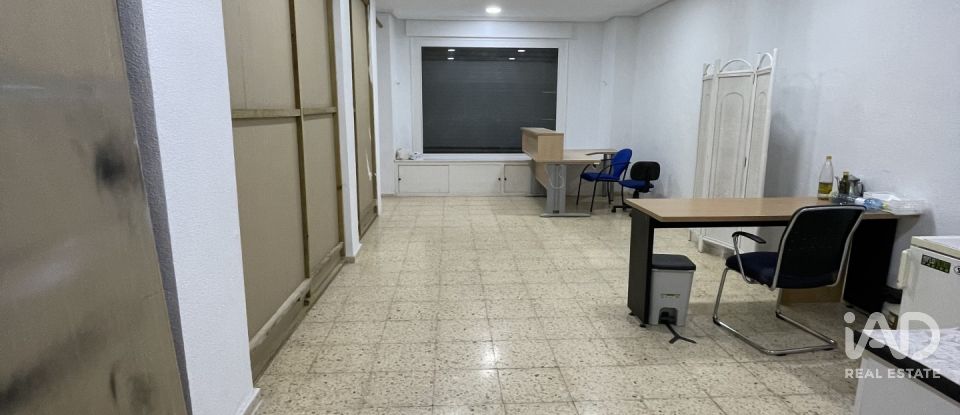 Tienda / local comercial de 155 m² en Crevillent (03330)