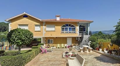 House 15 bedrooms of 689 m² in Aren (36992)