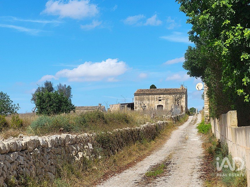 Terrain agricole de 5 983 m² à Llubí (07430)