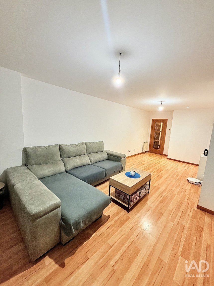 Apartment 2 bedrooms of 80 m² in Narón (15570)