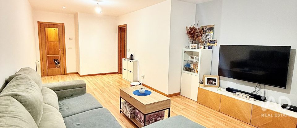 Apartment 2 bedrooms of 80 m² in Narón (15570)