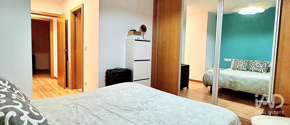 Apartment 2 bedrooms of 80 m² in Narón (15570)