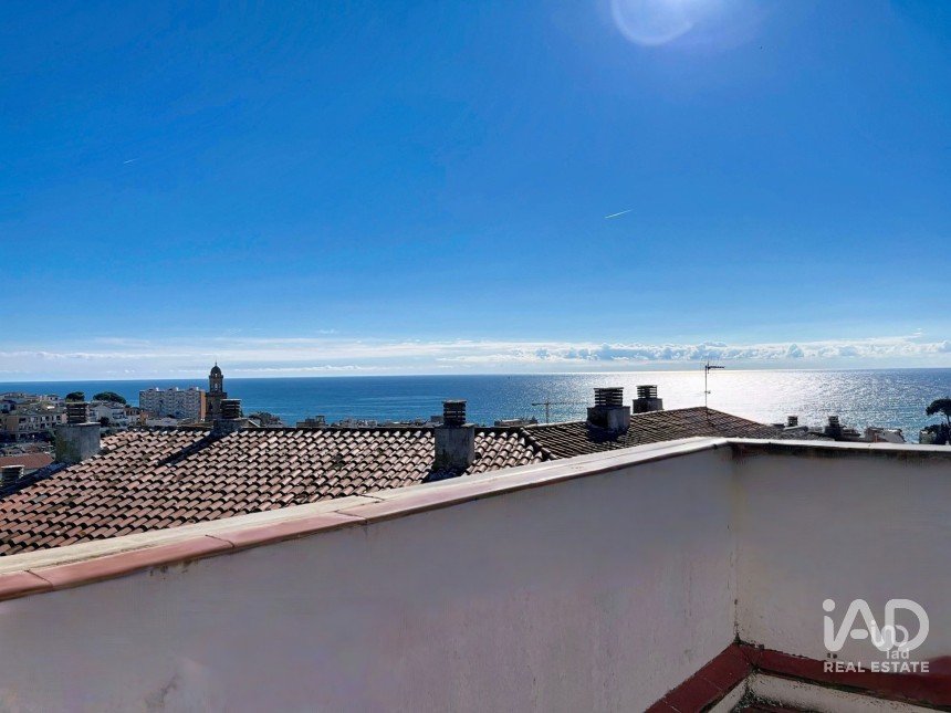 Pis 3 habitacions de 63 m² a Canet de Mar (08360)