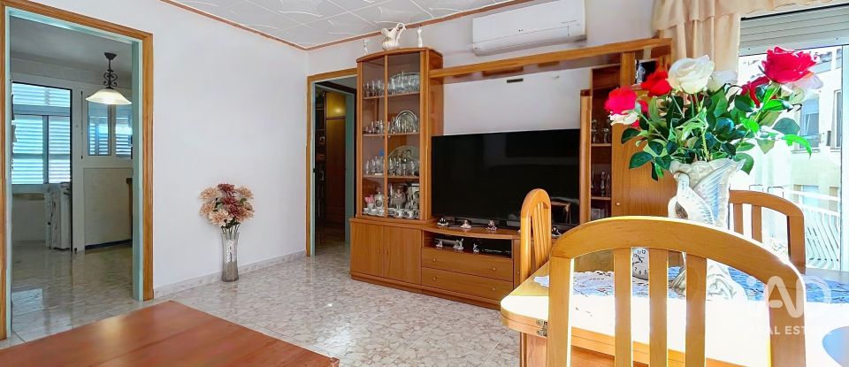 Pis 3 habitacions de 63 m² a Canet de Mar (08360)