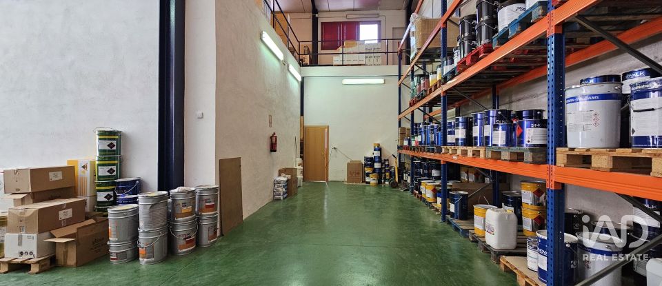 Tienda / local comercial de 449 m² en Poligono Industrial Juncaril (18220)