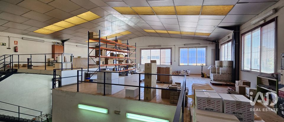 Tienda / local comercial de 449 m² en Poligono Industrial Juncaril (18220)