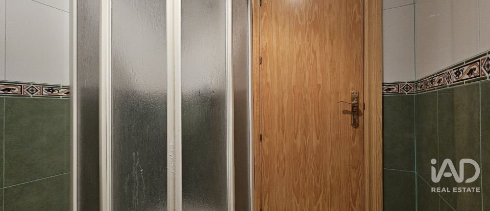 Tienda / local comercial de 449 m² en Poligono Industrial Juncaril (18220)