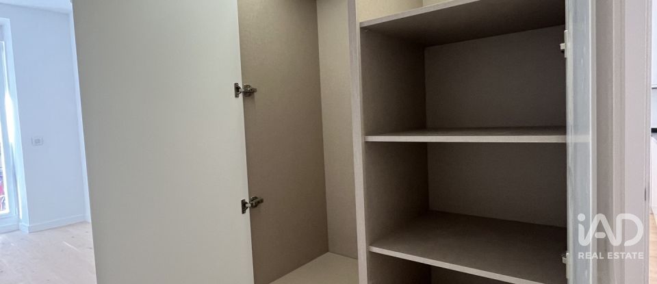 Pis 2 habitacions de 89 m² a Madrid (28004)