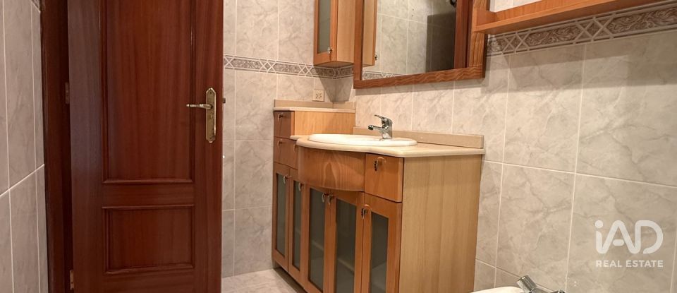 Piso 3 habitaciones de 107 m² en La Bañeza (24750)