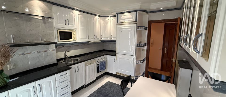 Piso 3 habitaciones de 107 m² en La Bañeza (24750)