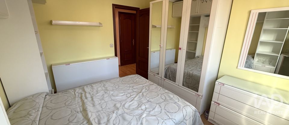 Piso 3 habitaciones de 107 m² en La Bañeza (24750)