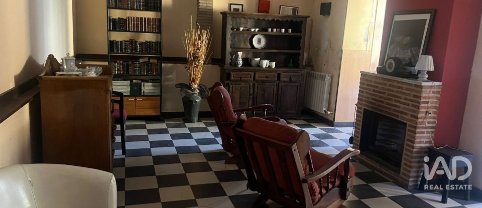 Maison de village 4 chambres de 200 m² à Villavente (24195)