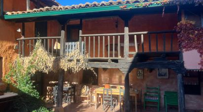 Village house 4 bedrooms of 200 m² in Villavente (24195)