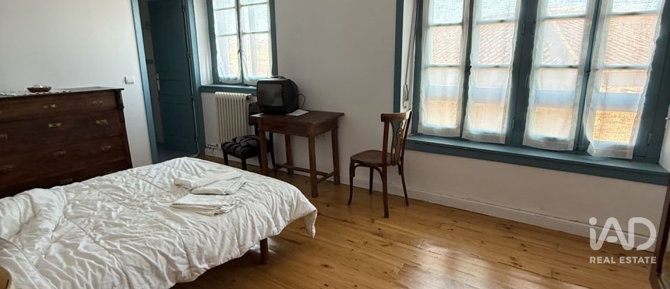 Maison de village 4 chambres de 200 m² à Villavente (24195)