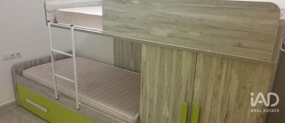 Pis 2 habitacions de 81 m² a Mont-Roig del Camp (43892)