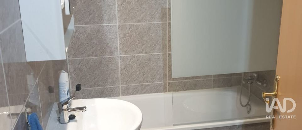 Pis 2 habitacions de 81 m² a Mont-Roig del Camp (43892)