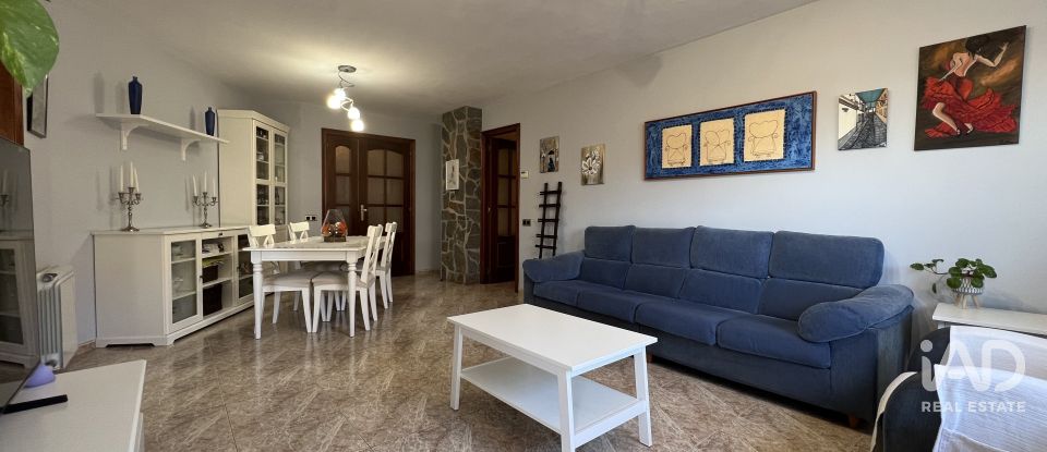 Appartement 4 chambres de 128 m² à Caldes de Montbui (08140)