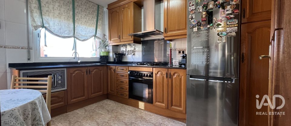 Appartement 4 chambres de 128 m² à Caldes de Montbui (08140)