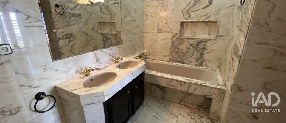 Pis 4 habitacions de 171 m² a Parets del Vallès (08150)