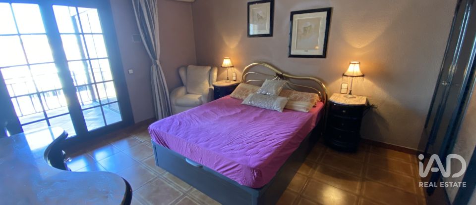 Pis 4 habitacions de 171 m² a Parets del Vallès (08150)