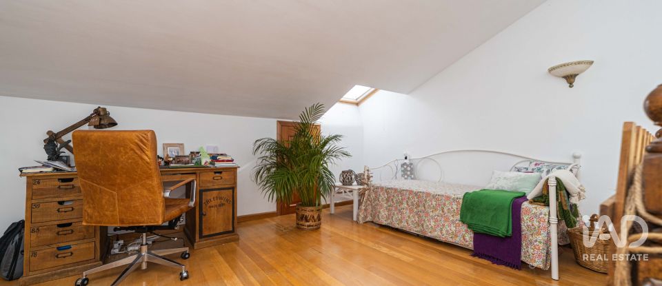 Châlet 4 chambres de 223 m² à Carbajal de La Legua (24196)