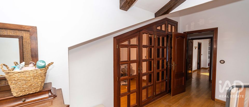 Châlet 4 chambres de 223 m² à Carbajal de La Legua (24196)