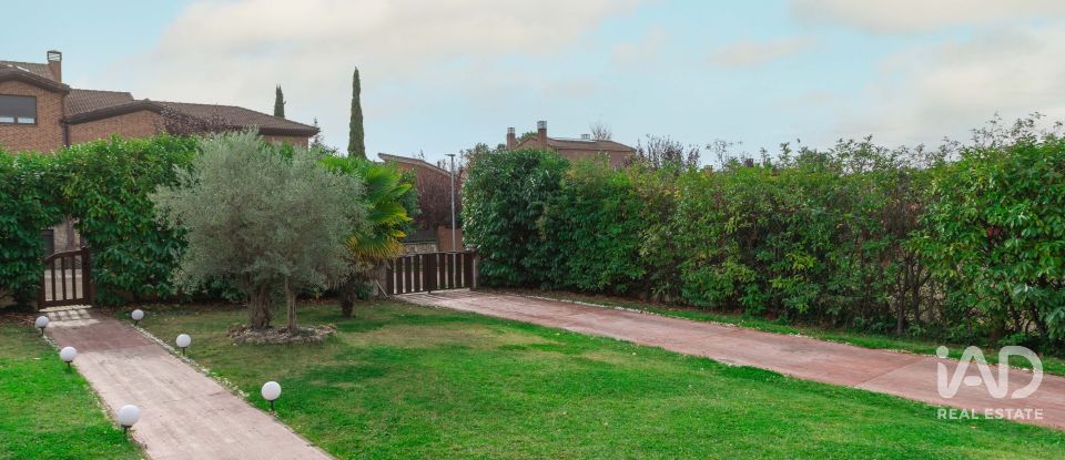 Châlet 4 chambres de 223 m² à Carbajal de La Legua (24196)