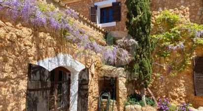 Cottage 4 bedrooms of 310 m² in Sencelles (07140)