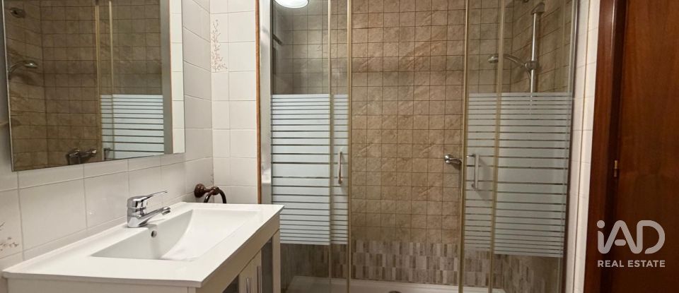 Piso 3 habitaciones de 121 m² en Alicante/Alacant (03012)