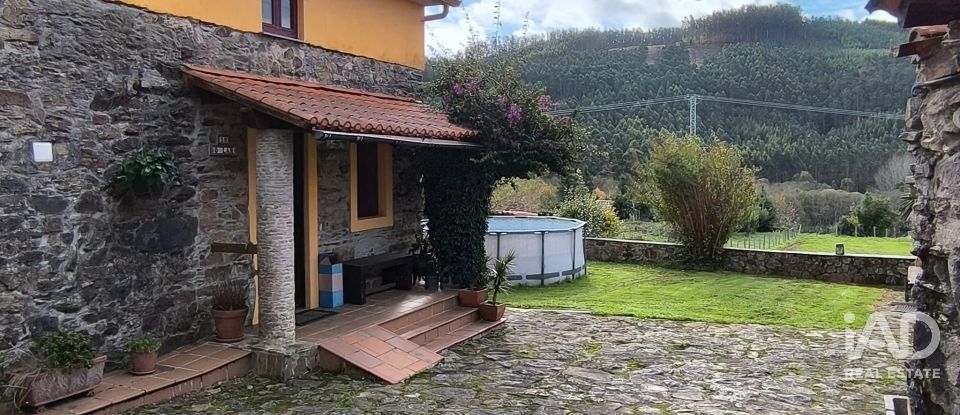Maison rustique 2 chambres de 83 m² à Cerdido (15530)
