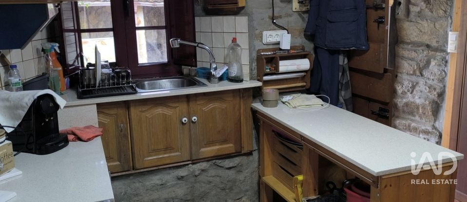 Maison rustique 2 chambres de 83 m² à Cerdido (15530)